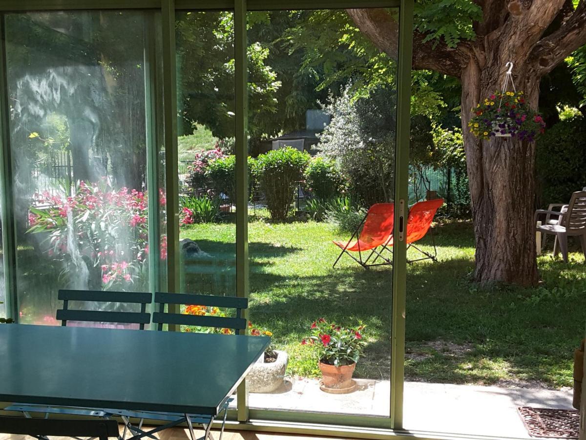 La Boissetane, Maison Provencale Avec Piscine Et Jardin, Au Pied Du Luberon Villa Saint-Martin-de-Castillon Exterior photo